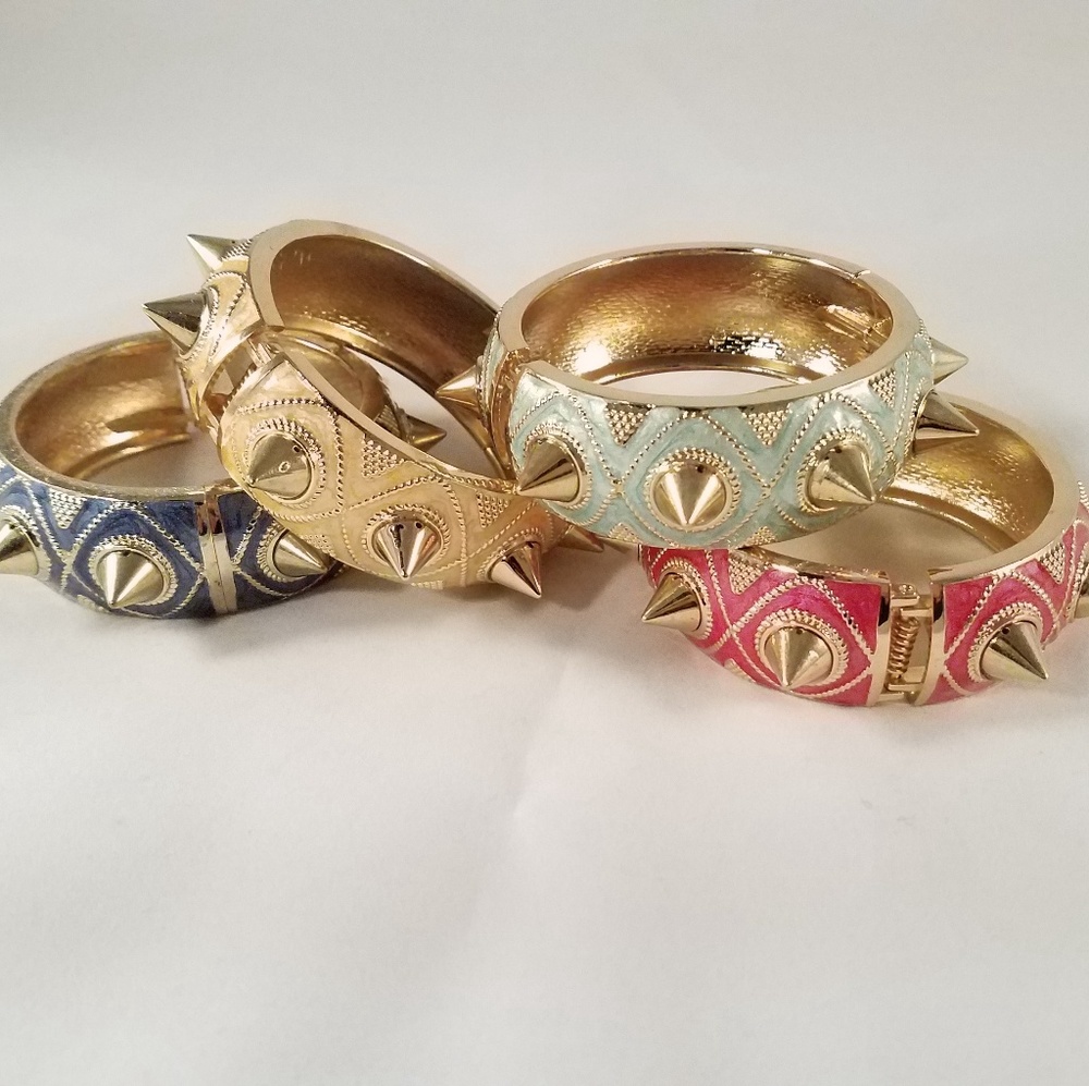 Spiked Snap Bracelet